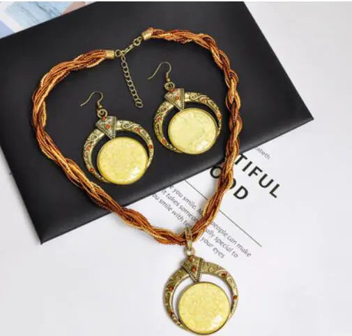 Handmade Bohemian Beaded Vintage Gemstone Necklace