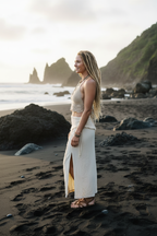 Side profile - Piha